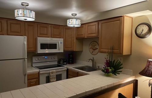 Maalaea Condo | Oceanfront, Luxurious Bed & Bedding, Air Conditioned, fast WiFi!