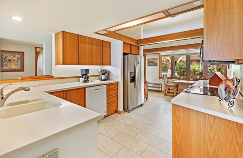 Downtown Lahaina House | Oceanfront Paradise 128-1 Puamana! You won't want to leave!
