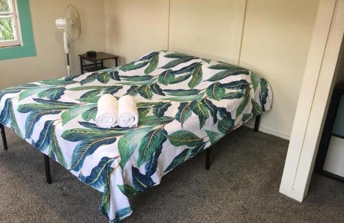 Kapoho Hostel | Pahoa Village Hostel