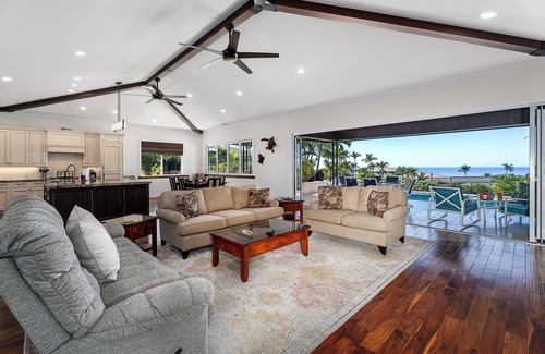 Kahaluu Bay House | Private Luxury Estate w/Pool, Jacuzzi, AC & Ocean Views: Ohana Le'ale'a