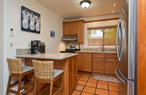 Pupukea House | RENOVATED! Short Walk to Beach, Air con. Please inquire about shorter stays!