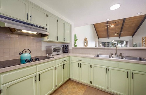 Kahaluu-Keauhou Apartment | Spacious 2-Bedroom + Loft @ the Kona Coast Resort