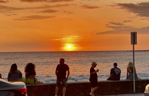 Historic Kailua Village Apartment | STEPS TO DOWNTOWN & OCEAN - KONA ISLANDER INN CONDOS condo