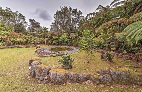 Ohia Estates Cottage | Tropical Volcano Bungalow < 4 Mi to Nat'l Park!