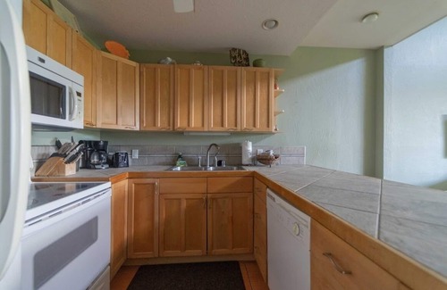 Kahuku Condo | Turtle Bay Wicked Wahine, Legal Short term rental on the North Shore.