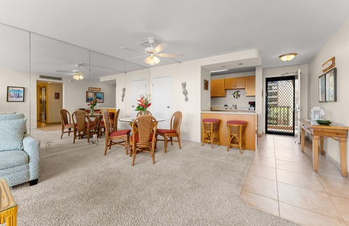 Kahana Condo | Unbeatable Deal with Spectacular Views on Maui!