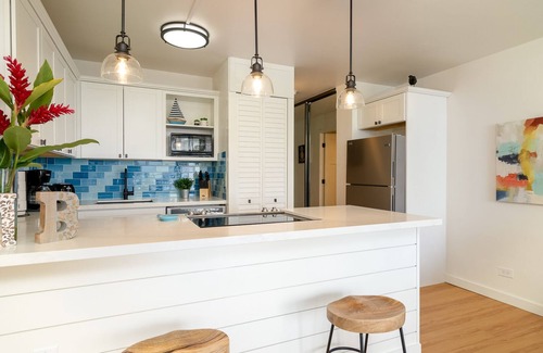 Maalaea Condo | Updated Ocean front condo overlooking Maalaea Bay