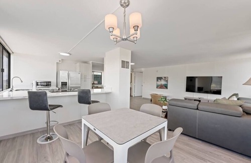 Waikiki Condo | [Upgraded June.2023]- Modern Penthouse Great View!