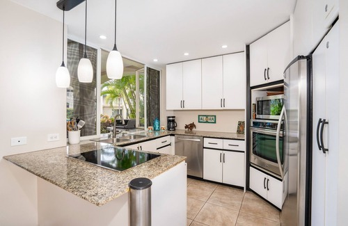 Wailea Condo | Upscale Wailea Maui, Full AC, 1st Fl, Expansive Lanai, Pool & Walk to Beach