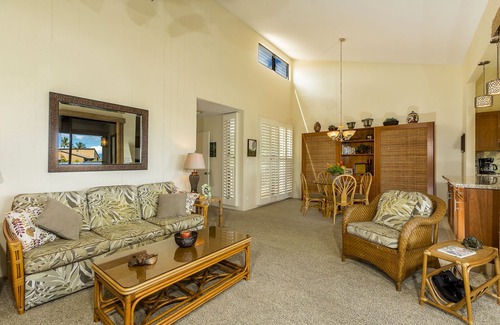 Wailea Condo | Wailea Ekahi 51F Oceanview - Walk to Beach
