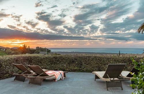 Sunset Ridge House | 1 Acre PRIVATE RESORT 4 bed 3 bath cinema spa