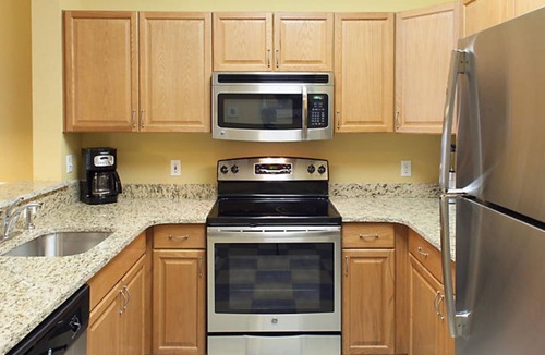 Myrtle Beach Resort | 1 Bedroom Deluxe at Harbour Lights Resort