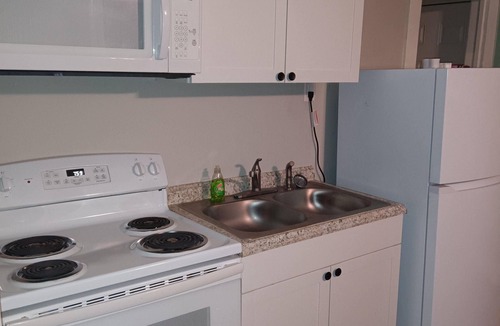 Hopewell House | 1 Bedroom House that Sleeps up to 3
