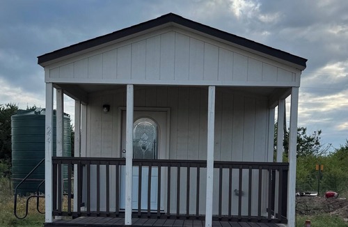 Dublin Cabin | 1-bedroom Tiny Home in Dublin
