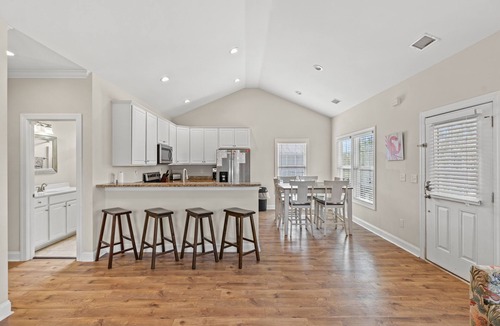 Crescent Beach House | 1 Big Mac, Spacious 5 BR Pet Friendly, Luxury Home