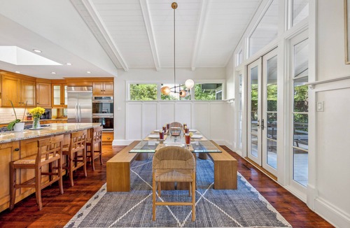 Oceanside House | 1 Catbird @ Sea Pines | Golf Views | Steps From Beach | Game Room | Scenic Screened Porch
