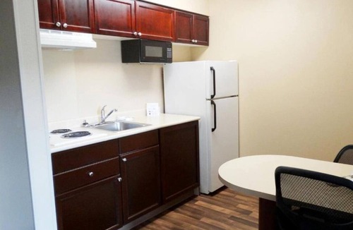 Secret Cove Apartment | 1 King Bed | Non-Smoking, Kitchen