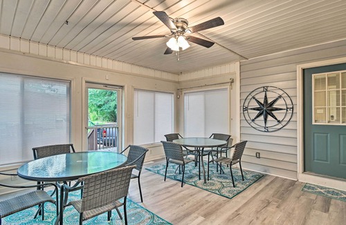 Lillington House | 1 Mi to Cape Fear River: Pet-Friendly Retreat