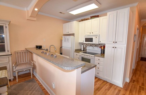 Carolina Yacht Landing Condo | 10% discounts year round. 3 bedroom condo. Gated community. Near beach. Pool.