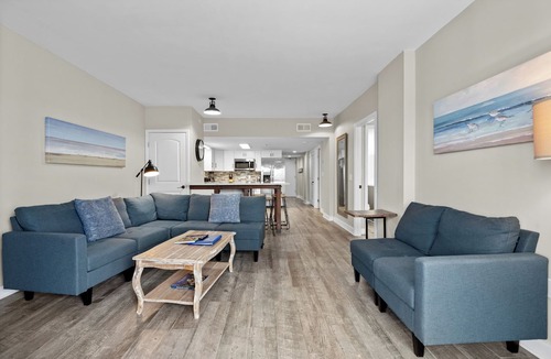 Cherry Grove Beach Condo | 10% off weekly stays July 25 through August. Sat to Sat 3BR OF PENTHOUSE.