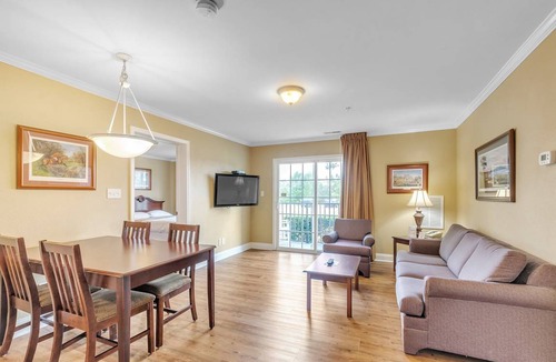 Carthage Condo | 102 m² Condo ∙ 2 bedrooms ∙ 6 guests