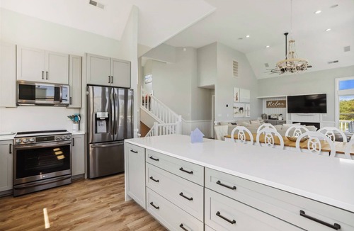 Ocean Hill House | 1042 - The Princess Tide Private Pool Walk to Beach Dog-Friendly