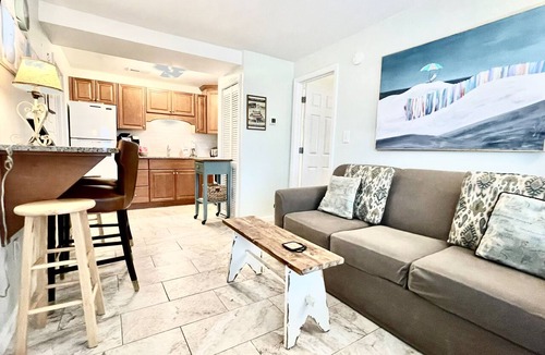 Isle of Palms Condo | #107 Cozy Corner 2 Bed 2 Bath Beachy Condo