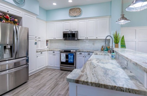 Ko Olina House | 1074-Beautifully Upgraded 3 Bed 2 1/2 Bath Townhome in Coconut Plantation