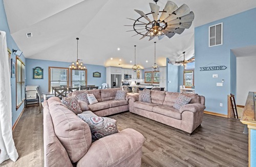 Ocean Hill House | 1090 - Catch Me N Corolla - Dog-Friendly Corolla Escape w/Pool & Hot Tub