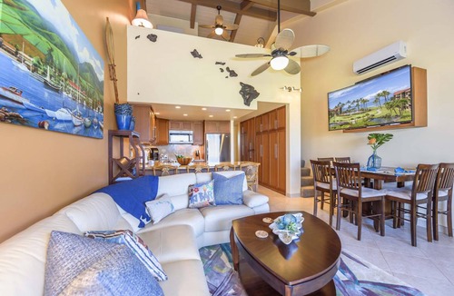 Historic Lahaina Front Street Condo | 116 m² Condo ∙ 3 bedrooms ∙ 6 guests