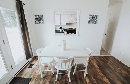 Downtown House | 12 Min Walk to Downtown, Peaceful Cozy Home