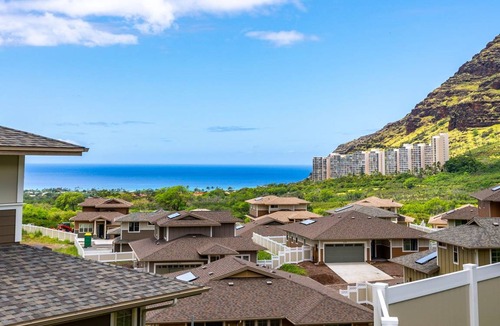 Makaha Valley House | 125 m² House ∙ 3 bedrooms ∙ 8 guests