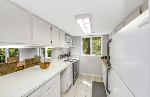 West Beach Village Condo | 1312 Fairway Oaks Villa by Akers Ellis Rentals