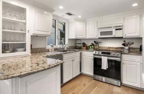 West Beach Village Condo | 1324 Fairway Oaks: 3BR, Pet Friendly, Near Beach, Beach Gear/Bike Credit