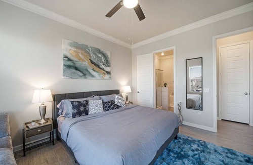 McNeil Apartment | 147 m² Apartment ∙ 3 bedrooms ∙ 6 guests