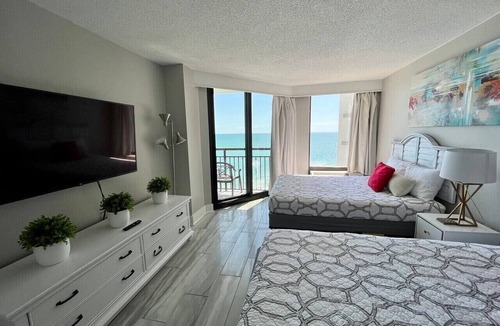 Myrtle Beach Condo | 1510 Pearl on the Beach. Pet Friendly. Oceanfront.