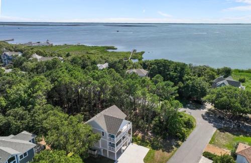 Monteray Shores House | 1541 - Birdie Beach Bungalow