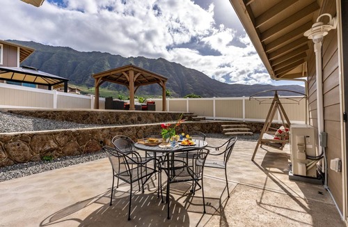 Makaha Valley Villa | 156 m² Villa ∙ 4 bedrooms ∙ 10 guests