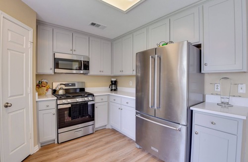 Cedar Hill House | 16 Mi to Dtwn Dallas: Spacious Home w/Yard!