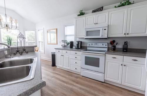 Ocean Sands House | 1767 - Fox Snooze - Corolla Retreat | Pool, Hot Tub & Beach Walk