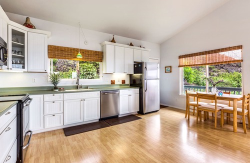 Kona Paradise House | 180 Degree Ocean View! Steps to Beach! from $219/Night + Fees!