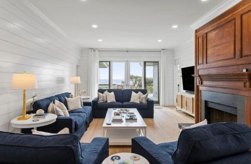 West Beach House | 19 Eugenia Avenue by Akers Ellis Rentals