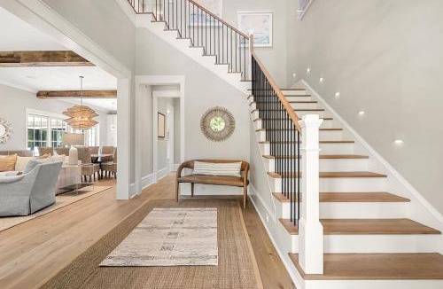 Vanderhorst Plantation House | 194 Ballybunion Drive by Akers Ellis Rentals