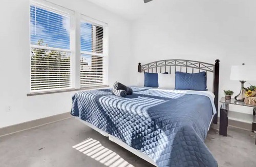 Shockoe Bottom House | 1BR at East Franklin Street