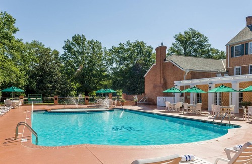 Williamsburg Resort | 1BR -Minutes to Busch Gardens & Colonial Williamsburg-Resort Pool & Free Parking