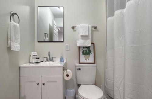 Greenville Apartment | 1BR Near Downtown & Mountain Goat Coffee