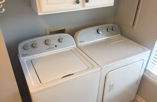 Oceanmarsh Subdivision Condo | 1st FLOOR CONDO, SLEEPS 2. PRIVATE WIFI. 50" SMART TV