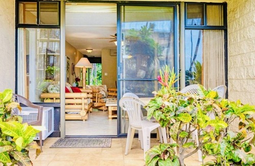 Maalaea Apartment | 2 Bed Maui Retreat with 5 miles of beach!
