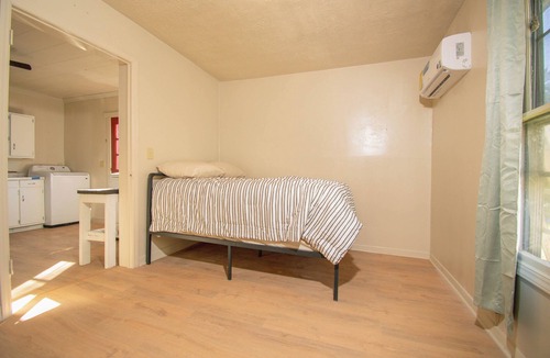 North Wilkesboro Apartment | 2-bedroom APT in downtown N. Wilkesboro - travel nurse or long term stay welcome