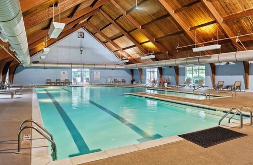 Lackey Cottage | 2 Bedroom Cottage in Williamsburg over July 4th Weekend